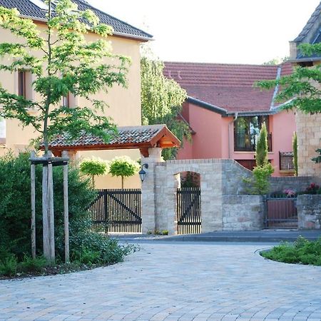 Hotel Figo Bretzenheim Exteriör bild