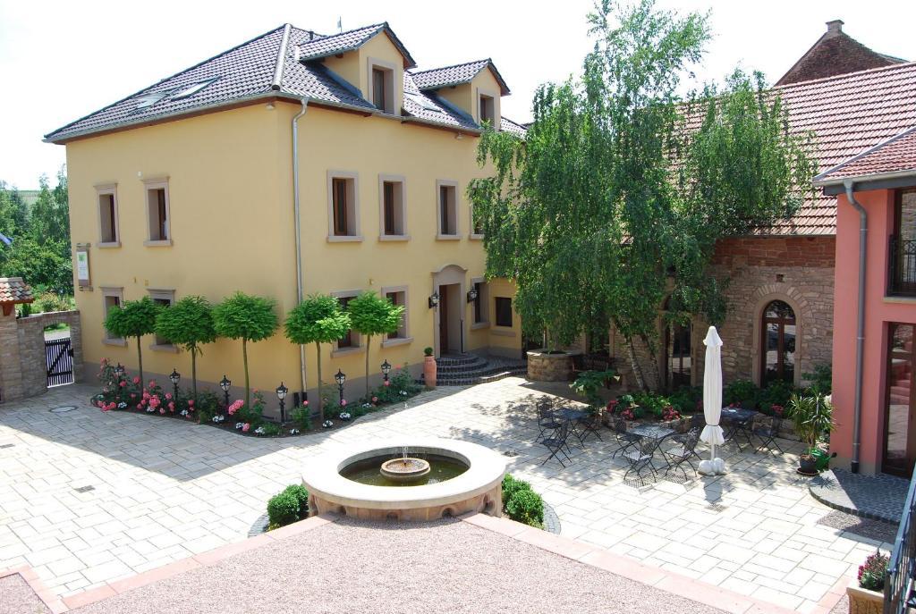 Hotel Figo Bretzenheim Exteriör bild